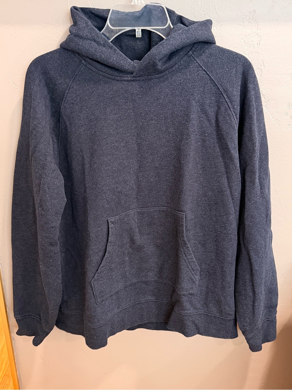 NAADAM Men's Hooded Pullover Sweatshirt - Dark Charcoal